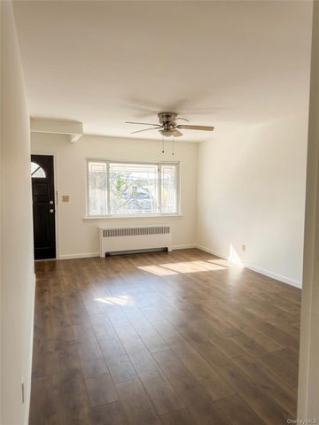 3529 Laconia Avenue, Bronx, NY 10469