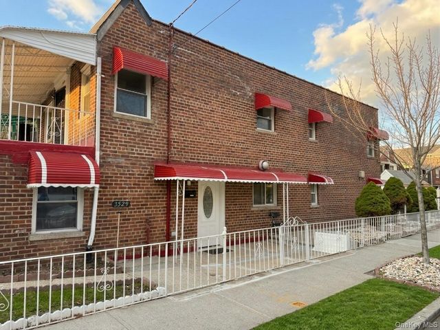 3529 Laconia Avenue, Bronx, NY 10469