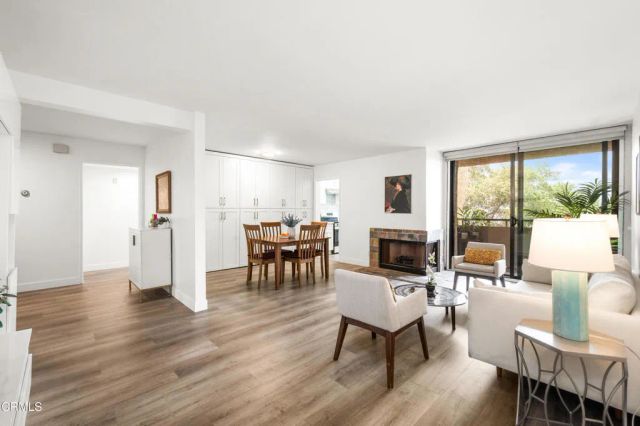 4275 Via Arbolada 209, Los Angeles, CA 90042