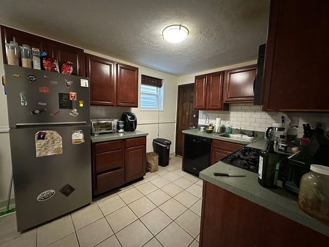 167 K St 1, Boston, MA 02127