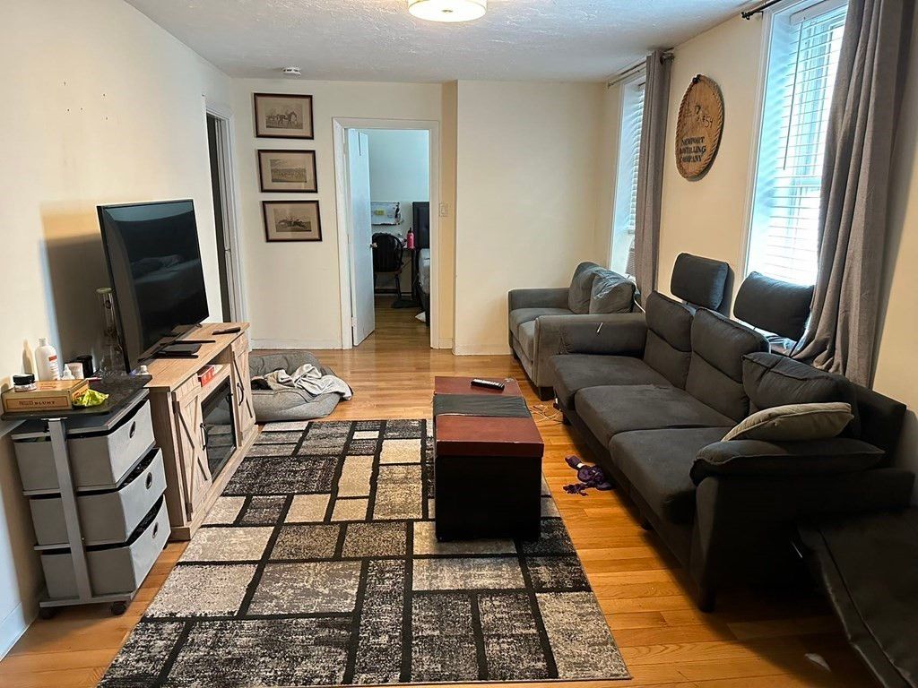 167 K St 1, Boston, MA 02127