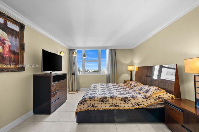 2030 S Ocean Drive 1701, Hallandale Beach, FL 33009