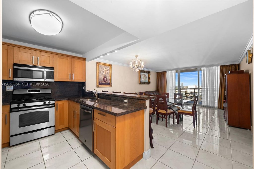 2030 S Ocean Drive 1701, Hallandale Beach, FL 33009