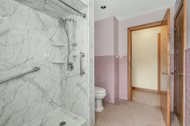 129 Forest St, Haverhill, MA 01832
