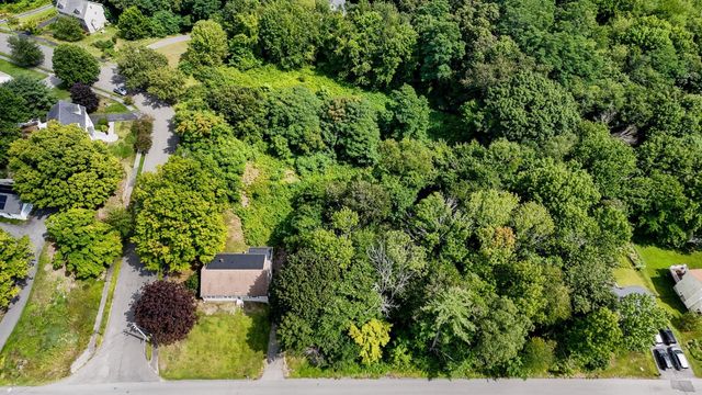 129 Forest St, Haverhill, MA 01832