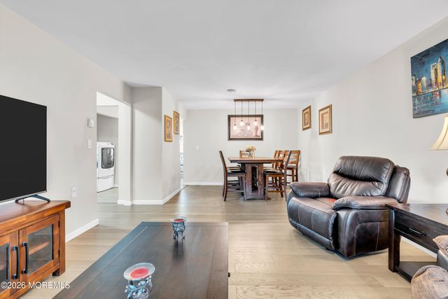 102A Buckingham Drive A, Manchester, NJ 08759