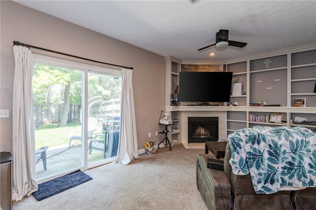 2381 Polo Park Drive, West Carrollton, OH 45439