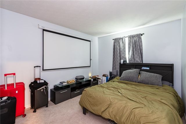 2381 Polo Park Drive, West Carrollton, OH 45439