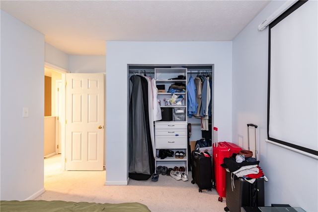 2381 Polo Park Drive, West Carrollton, OH 45439