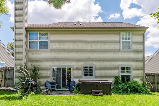 2381 Polo Park Drive, West Carrollton, OH 45439