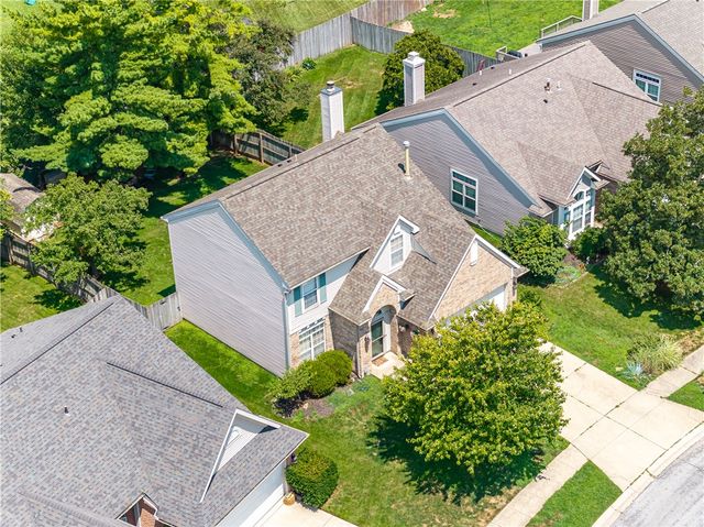 2381 Polo Park Drive, West Carrollton, OH 45439