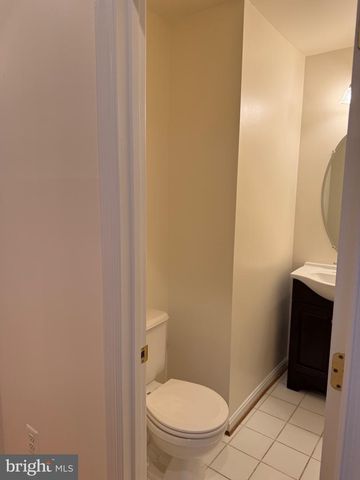 10340 PROCERA DR, Rockville, MD 20850