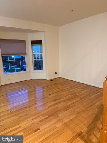 10340 PROCERA DR, Rockville, MD 20850