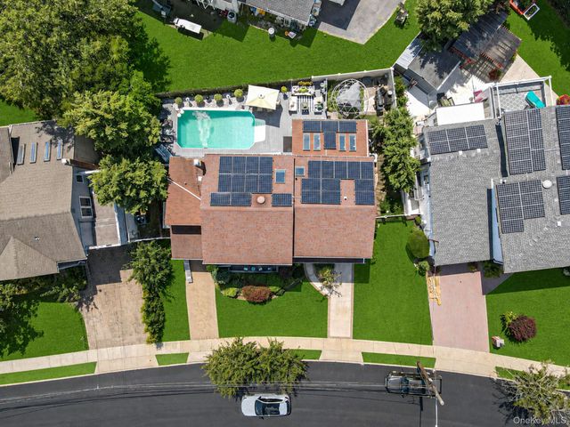 962 Mildred Drive, Baldwin Harbor, NY 11510