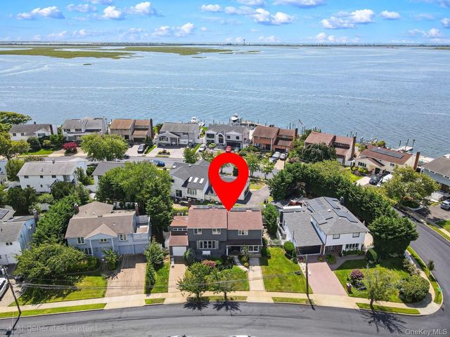 962 Mildred Drive, Baldwin Harbor, NY 11510