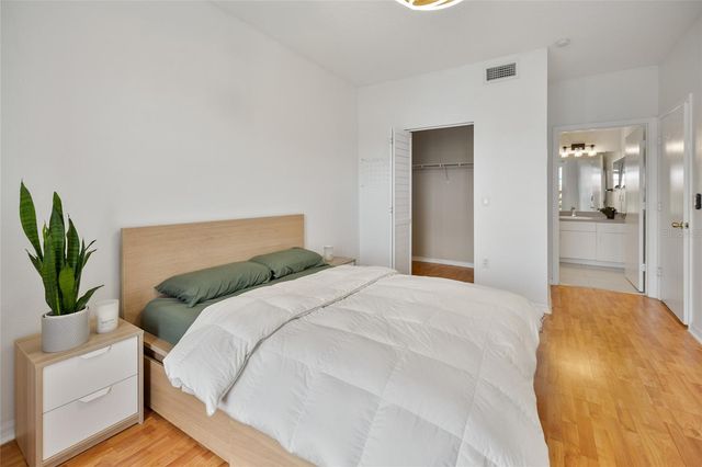 5554 METROWEST BOULEVARD 30, Orlando, FL 32811