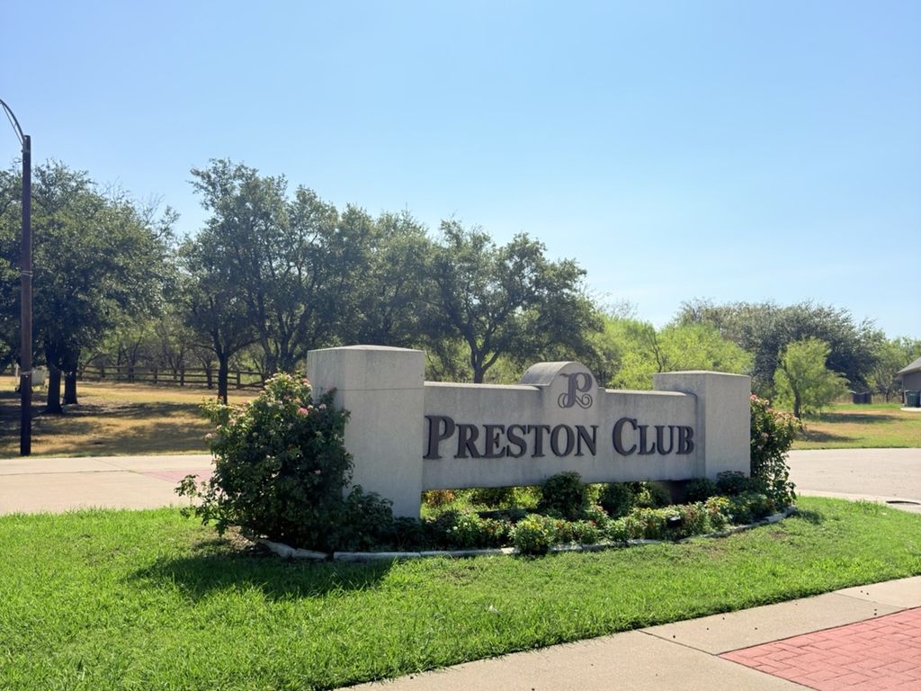 401 Roberts Court, Sherman, TX 76258