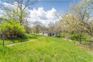 1204 Chestnut Street, South Charleston, WV 25309