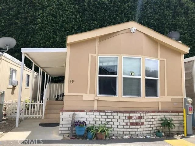 8600 Contreras 39, Paramount, CA 90723