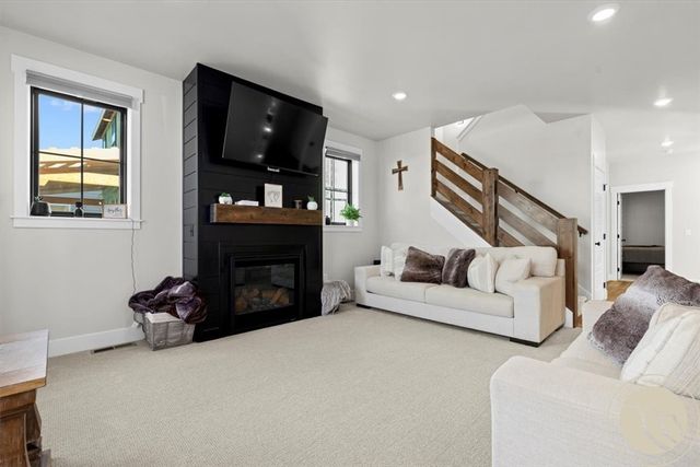1863 St Paul Lane, Billings, MT 59101