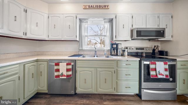 131 LAKEVIEW DR, Salisbury, MD 21804