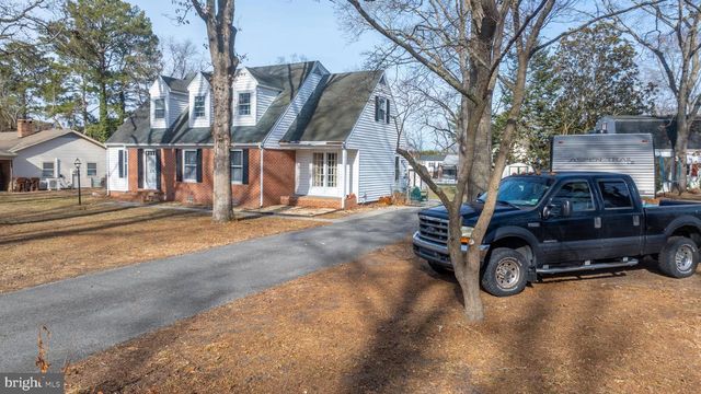 131 LAKEVIEW DR, Salisbury, MD 21804