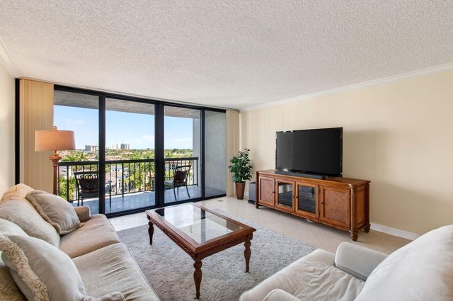 4740 S Ocean Boulevard 702, Highland Beach, FL 33487