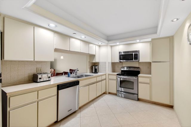 4740 S Ocean Boulevard 702, Highland Beach, FL 33487