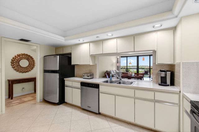 4740 S Ocean Boulevard 702, Highland Beach, FL 33487