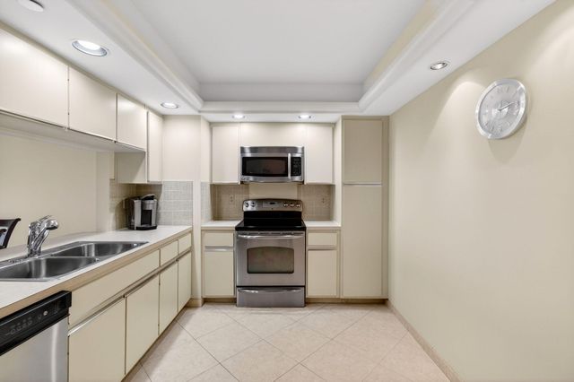 4740 S Ocean Boulevard 702, Highland Beach, FL 33487