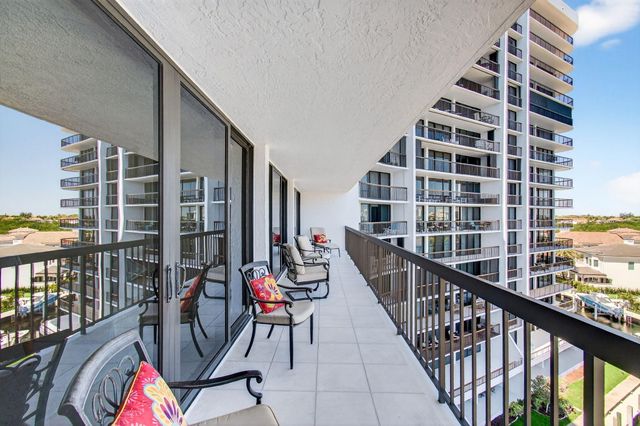 4740 S Ocean Boulevard 702, Highland Beach, FL 33487