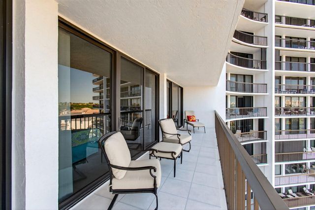 4740 S Ocean Boulevard 702, Highland Beach, FL 33487