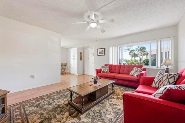 25 QUAILS RUN BOULEVARD 6, Englewood, FL 34223