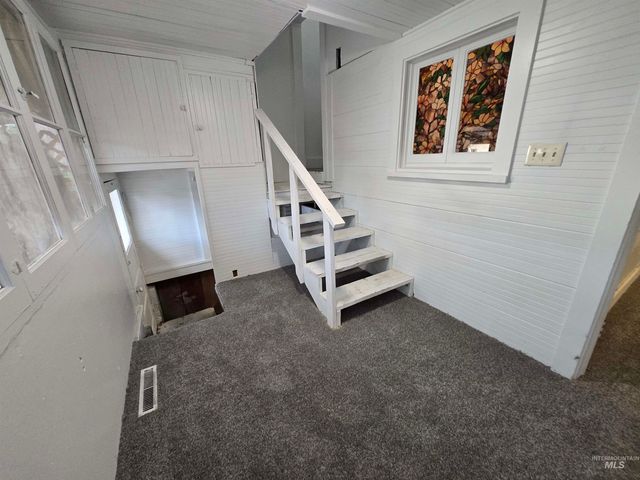 428 2nd Ave. North, Twin Falls, ID 83301