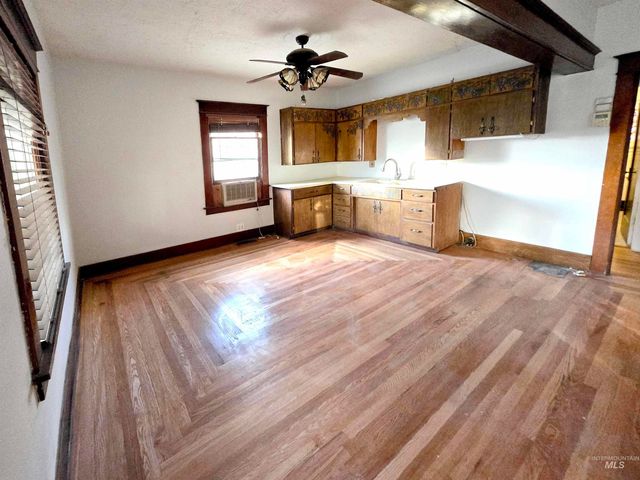 428 2nd Ave. North, Twin Falls, ID 83301