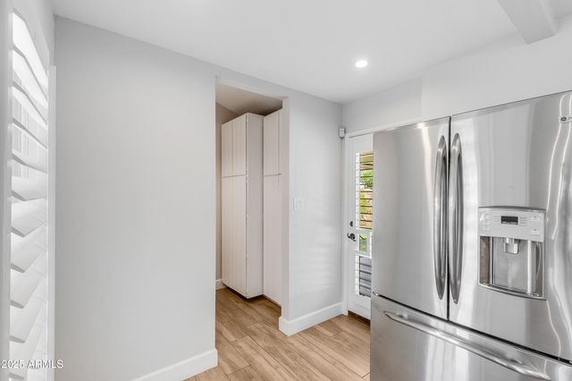808 E CAVALIER Drive, Phoenix, AZ 85014