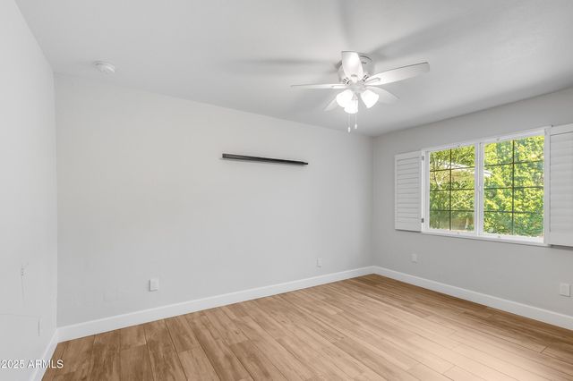 808 E CAVALIER Drive, Phoenix, AZ 85014