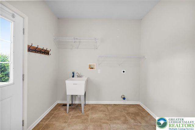 2575 Huckleberry Road, Allentown City, PA 18104