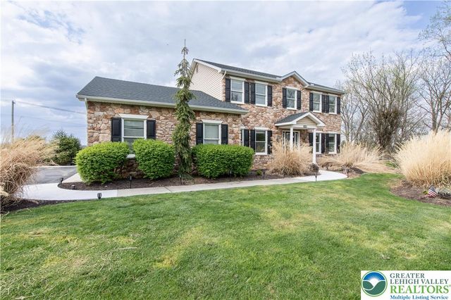 2575 Huckleberry Road, Allentown City, PA 18104