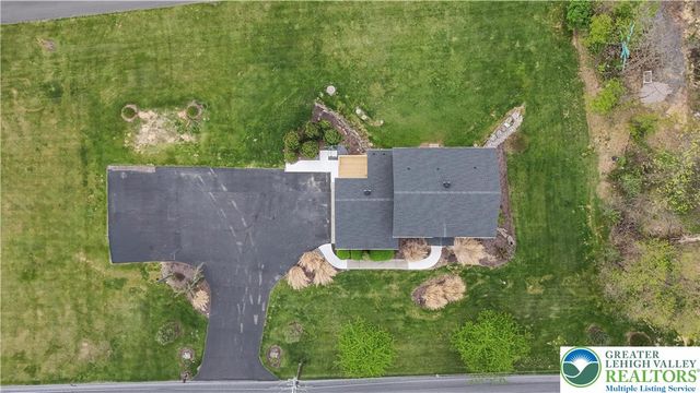 2575 Huckleberry Road, Allentown City, PA 18104