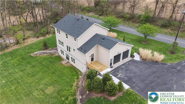 2575 Huckleberry Road, Allentown City, PA 18104