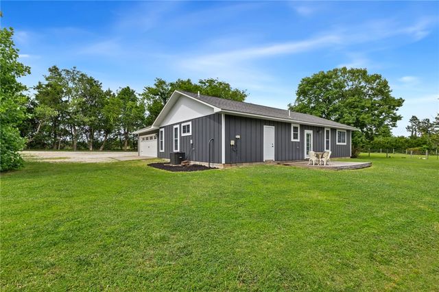 11522 Pearce Road, Fayetteville, AR 72701