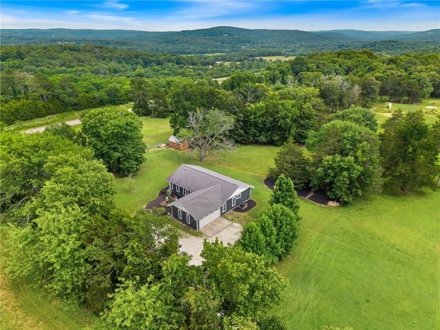 11522 Pearce Road, Fayetteville, AR 72701