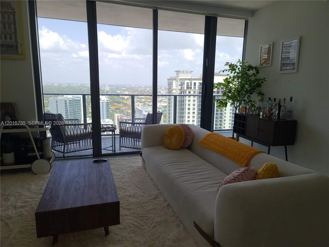 1000 Brickell Plz 3510, Miami, FL 33131