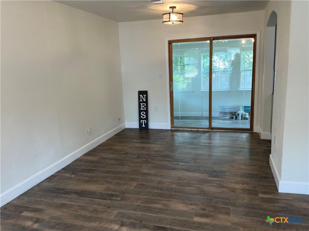 Image 10 of property listing at 1007 S 25th Street, Copperas Cove, TX 76522