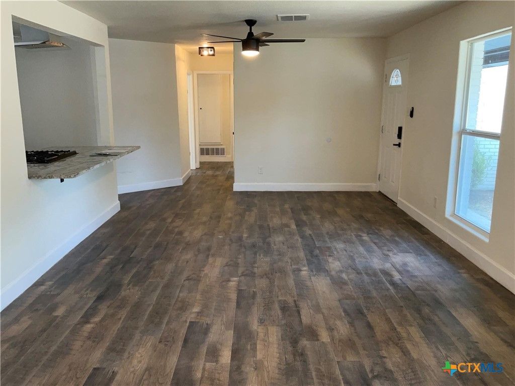 Image 14 of property listing at 1007 S 25th Street, Copperas Cove, TX 76522