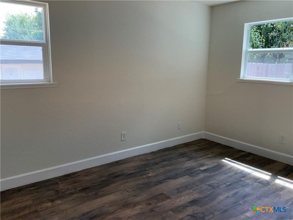 Image 16 of property listing at 1007 S 25th Street, Copperas Cove, TX 76522