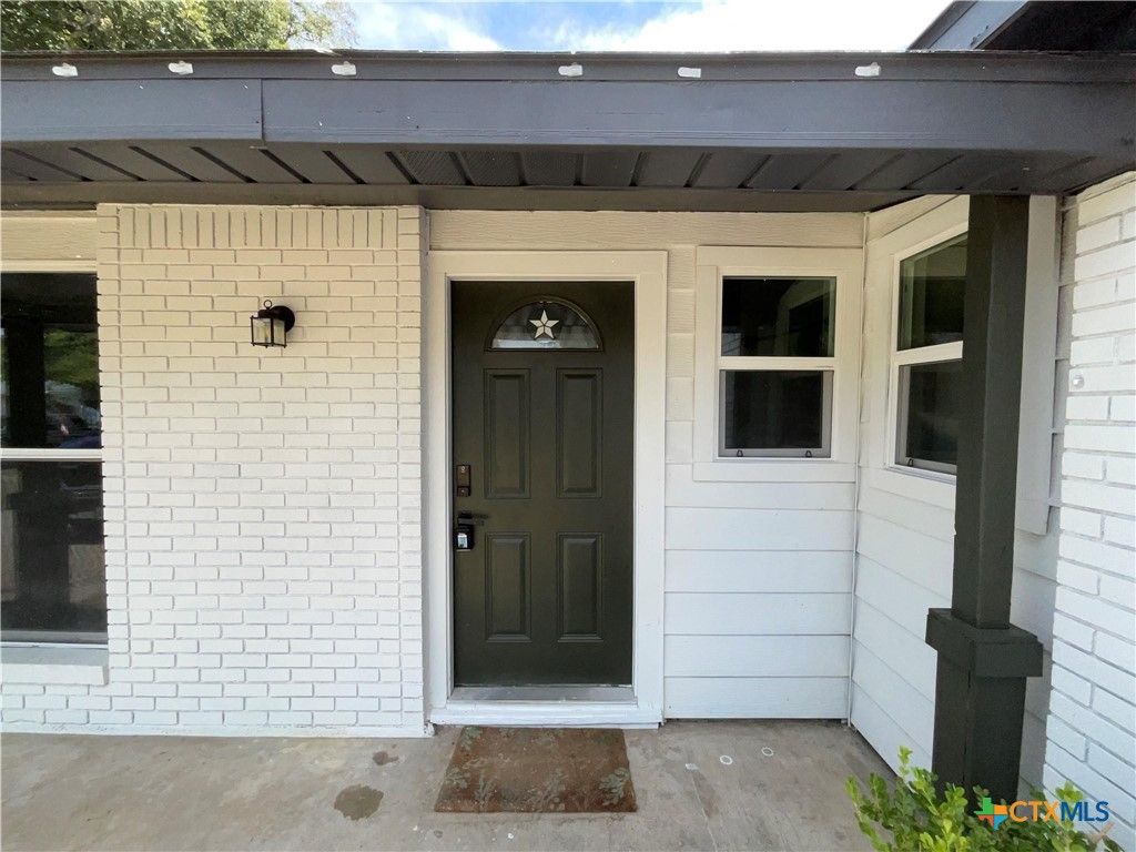 Image 2 of property listing at 1007 S 25th Street, Copperas Cove, TX 76522