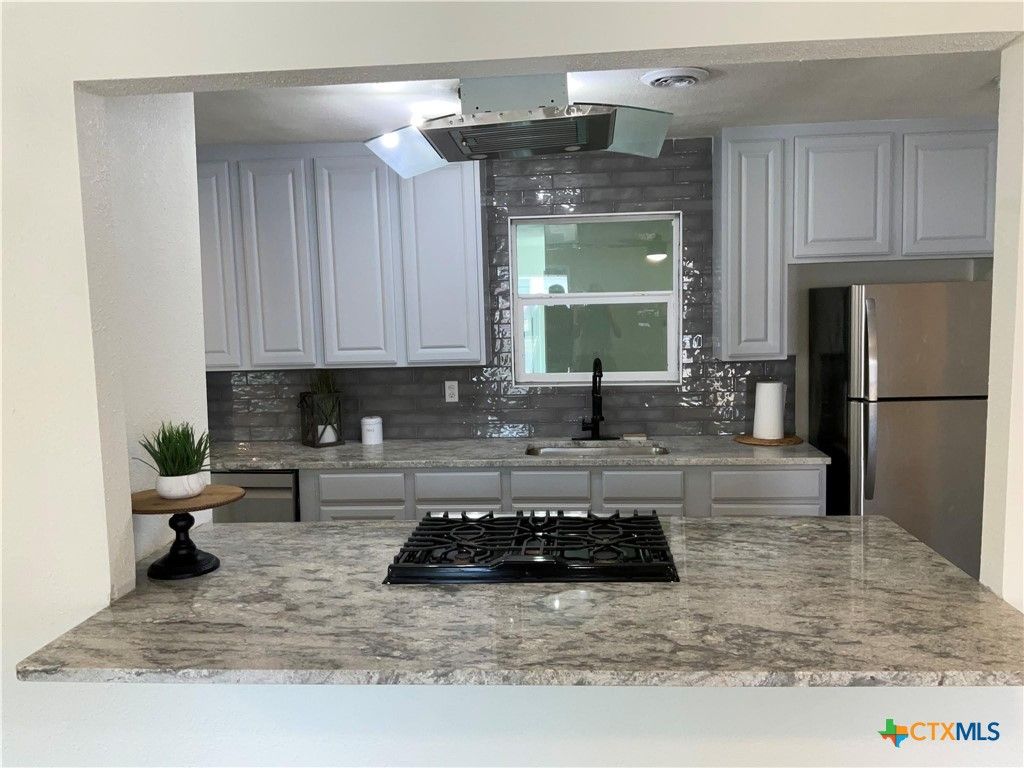 Image 5 of property listing at 1007 S 25th Street, Copperas Cove, TX 76522