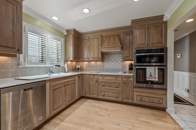 1662 Sumac Drive, Rochester Hills, MI 48309